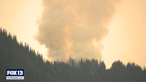 Wildcat Fire burns near Naches, WA