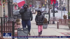 Last-minute Christmas shoppers in Haddonfield were few and far due to frigid temperatures