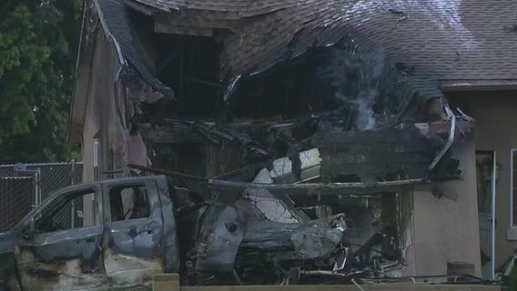 Multiple dead after plane crashes into San Diego homes