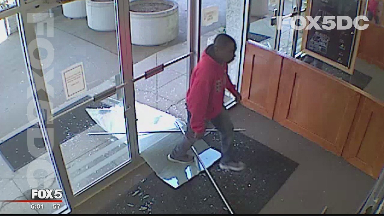 Sources: Intruder shot trying to break into FOX 5 studios had threatened police, Fox before