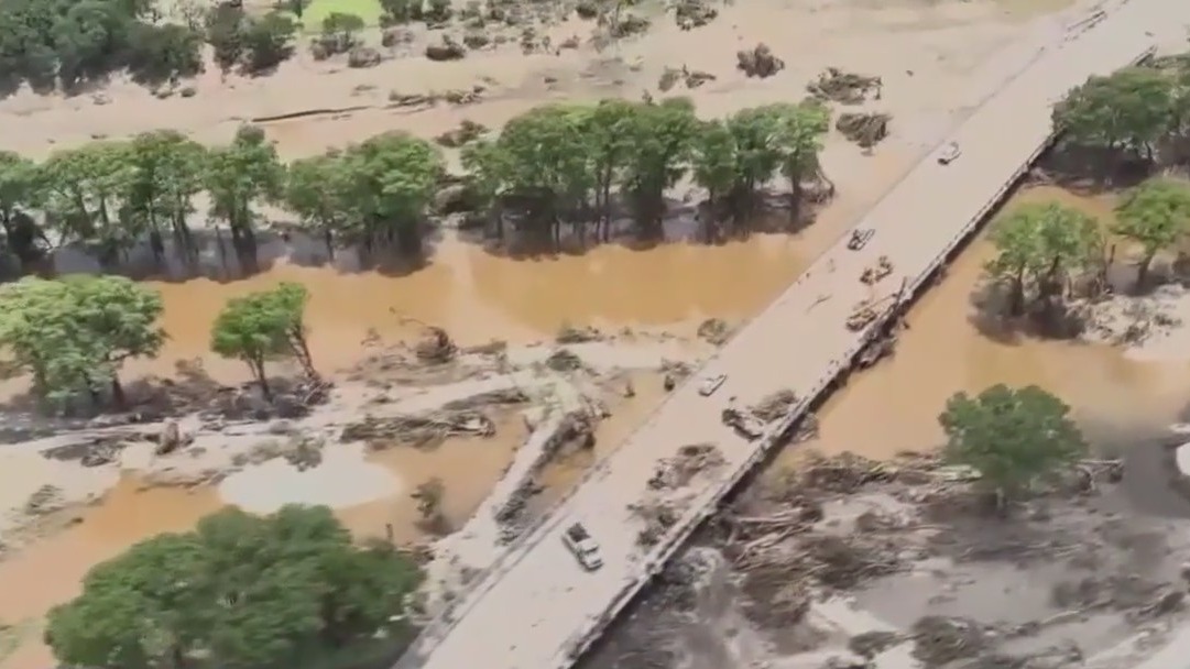 Texas rescue crews search for 170+ still missing