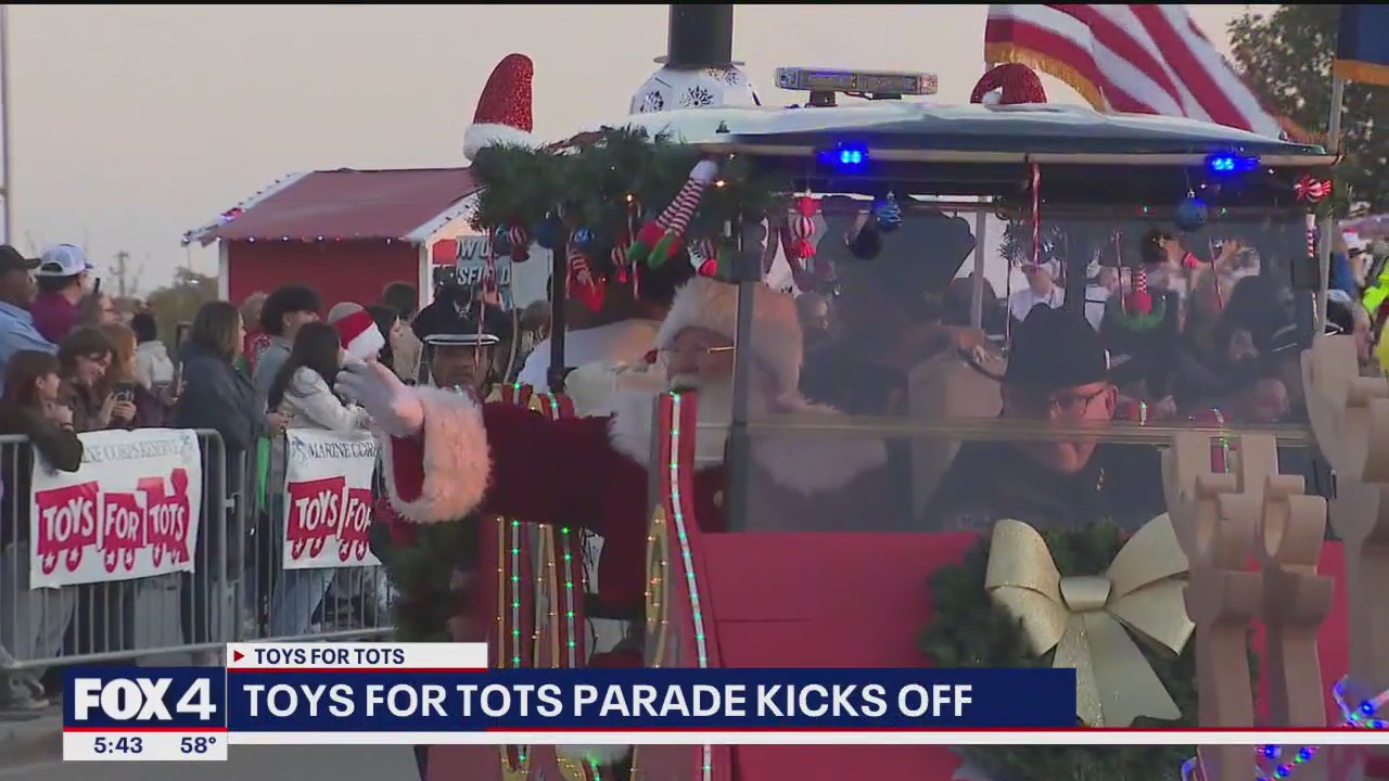 Mansfield's Toys for Tots parade kicks off