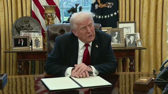 Trump announces 25% tariff on imported cars