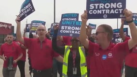 Latest: UAW strike expands to Chicago, Michigan