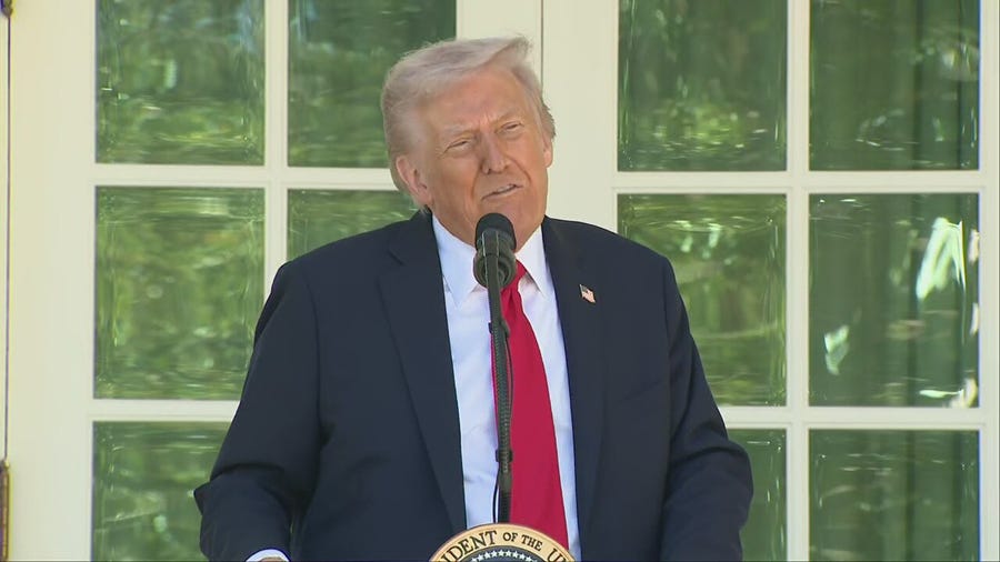 Trump speaks to GOP senators at Rose Garden Club Lunch