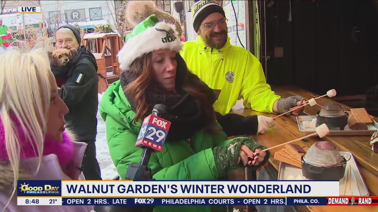 Holiday Drinks & Food at Walnut Wonderland