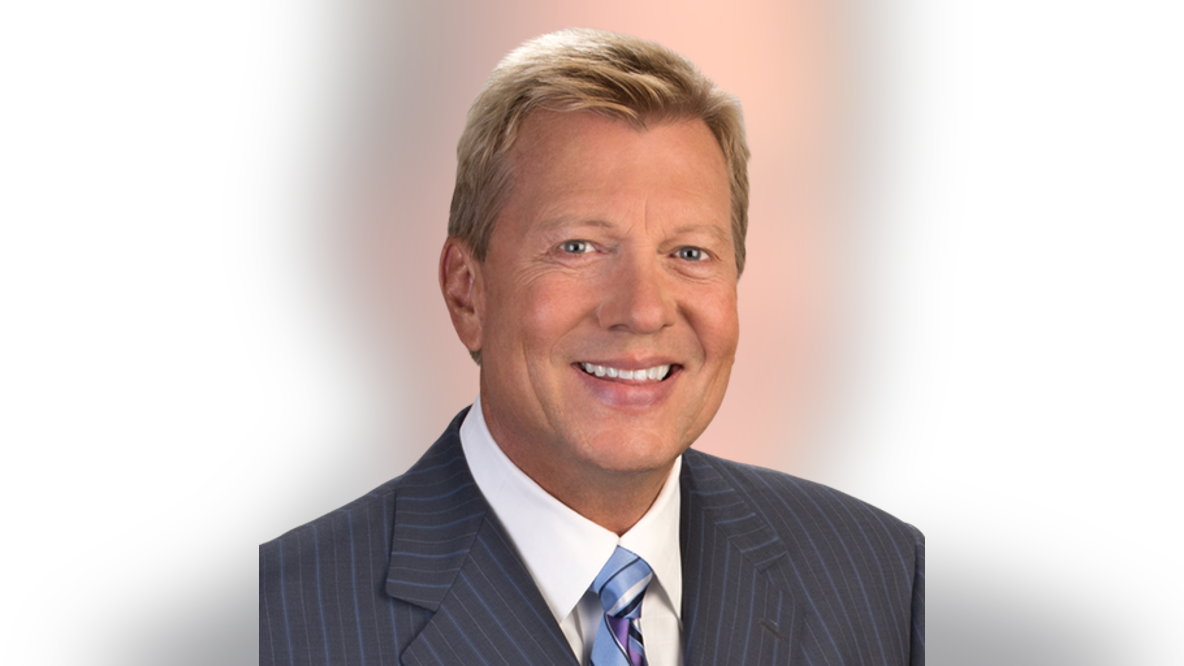 FOX 10's John Hook announces retirement after 33 years at KSAZ, capping 43-year broadcast career