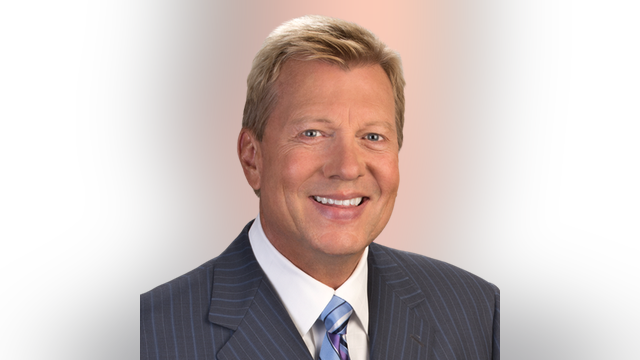 FOX 10's John Hook announces retirement after 33 years at KSAZ, capping 43-year broadcast career