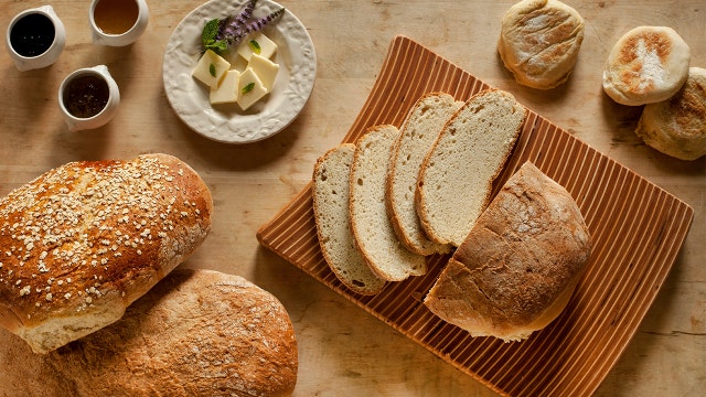 Eating extra gluten in early childhood increases risk of celiac disease later in life, study says