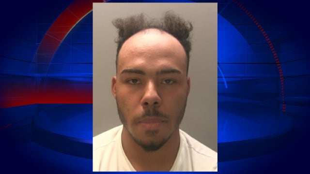 Fugitive's receding hair mocked on Facebook, spurring warning from police