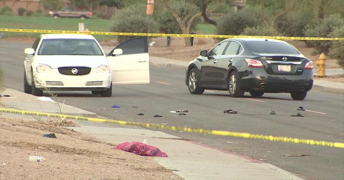 Woman arrested after west Phoenix stabbing leaves 1 dead | FOX 10 Phoenix
