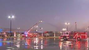 Phoenix firefighters battle 3-alarm fire at strip mall