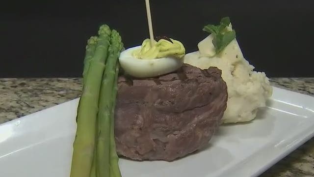 Scottsdale restaurant feeds vets with free buffet dinner