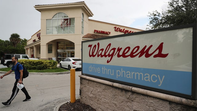Walgreens asks customers to no longer openly carry firearms in stores, joining other retailers