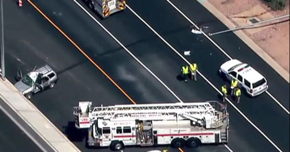 DPS investigating fatal crash on Loop 202 Red Mountain Freeway | FOX 10 ...
