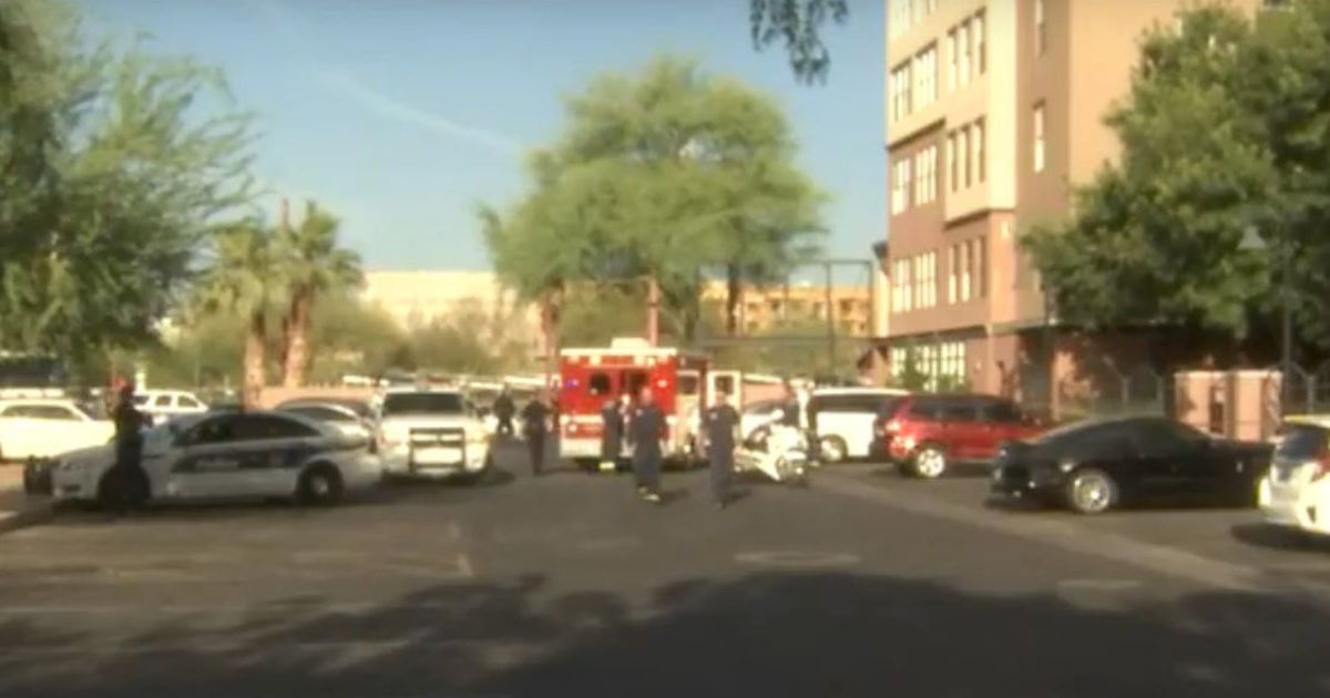 Phoenix police: Officer, suspect injured in shooting | FOX 10 Phoenix
