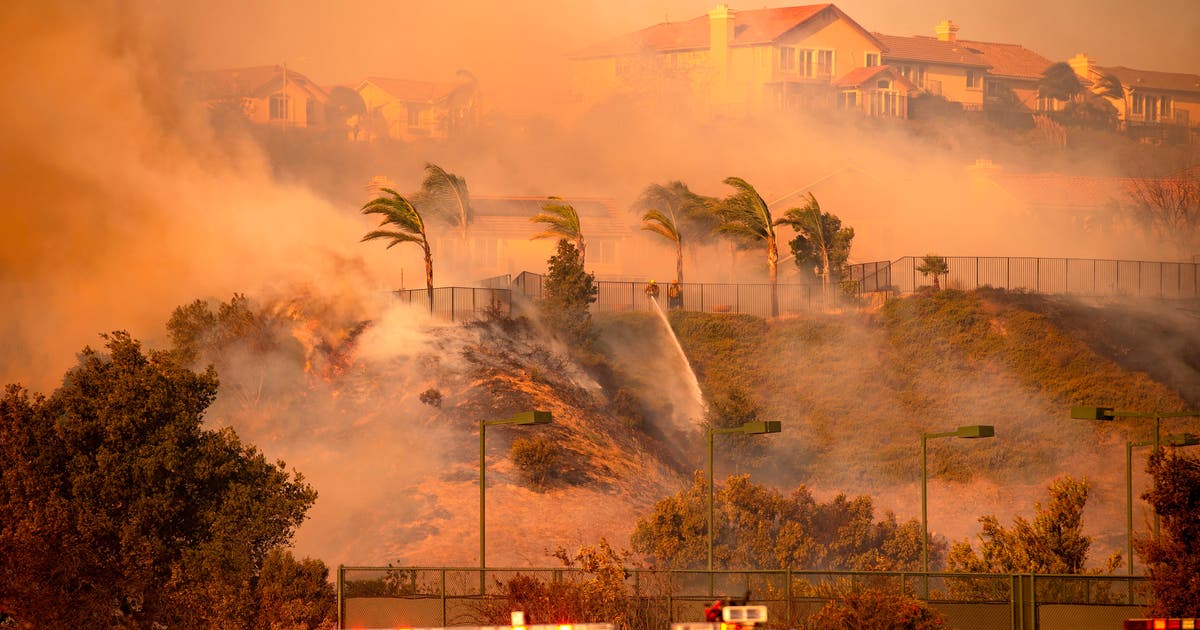Winds ease as crews fight Southern California fire | FOX 10 Phoenix