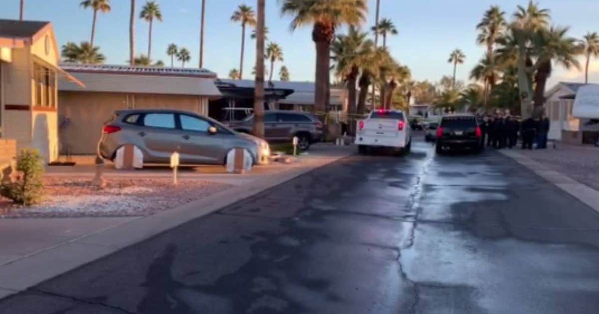 Mesa Fire: Elderly woman dead, man injured after mobile home fire | FOX ...