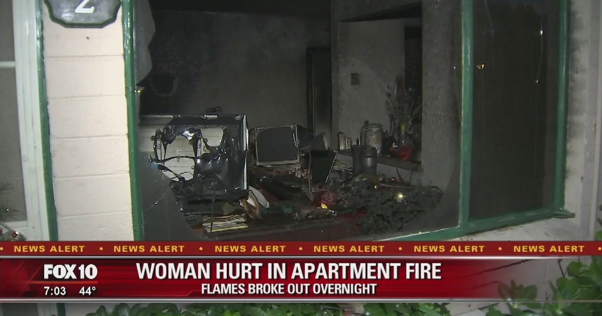 Woman hospitalized after overnight apartment fire | FOX 10 Phoenix
