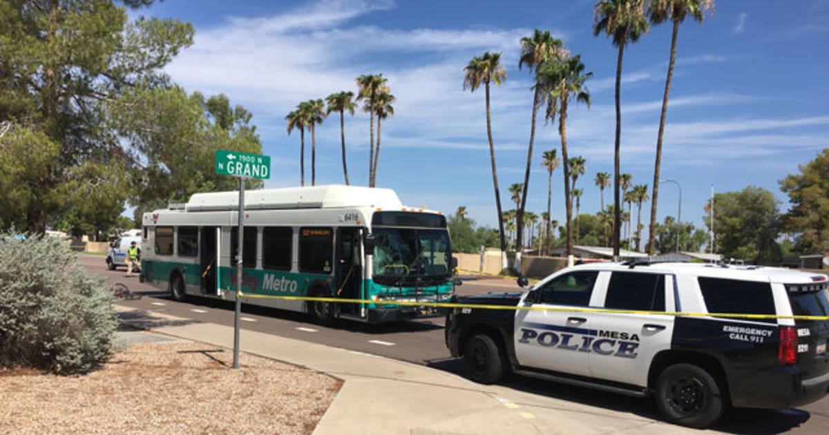 Bicyclist killed in crash with Valley Metro bus | FOX 10 Phoenix