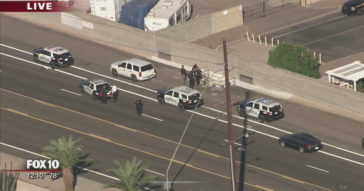 Police: Woman found dead, man injured in Mesa | FOX 10 Phoenix