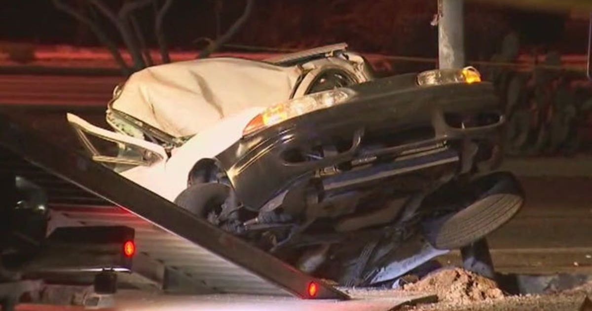 Police: 18-year-old woman killed in north Phoenix crash | FOX 10 Phoenix