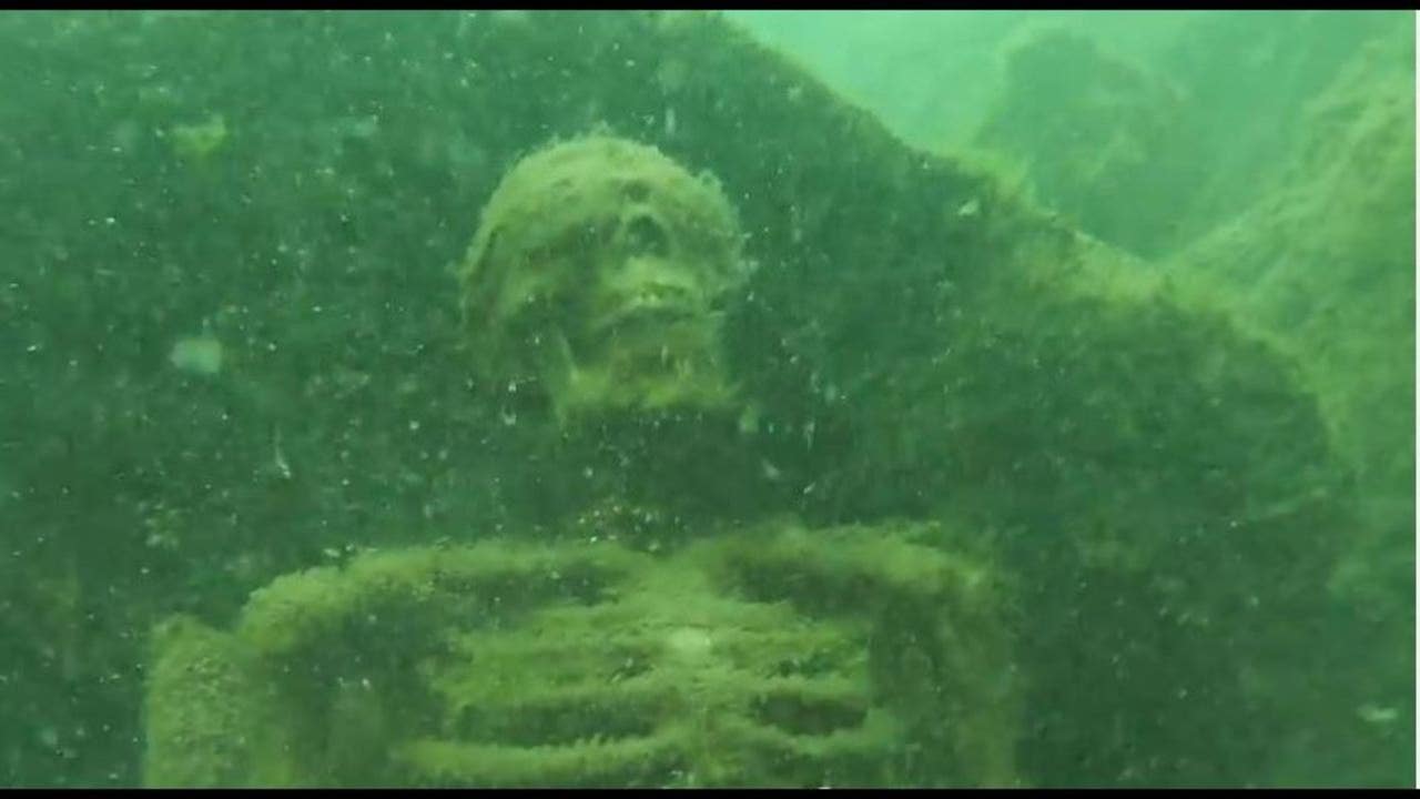 Authorities find fake skeletons in underwater lawn chairs FOX 10 Phoenix