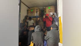 30 immigrants found alive in locked semitrailer in Arizona