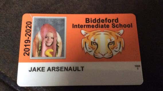 ‘The only school photo we’ll ever buy:' 4th-grader dresses up in hot dog costume for school picture