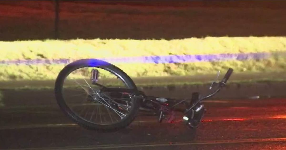 Bicyclist dies at hospital after being hit by car in Phoenix | FOX 10 ...