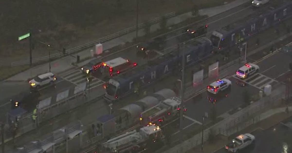 Police: Pedestrian hit by light rail in Phoenix | FOX 10 Phoenix