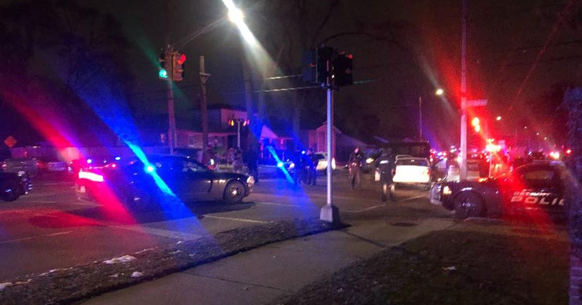 2 Detroit police officers shot, 1 killed in shootout with suspect on ...