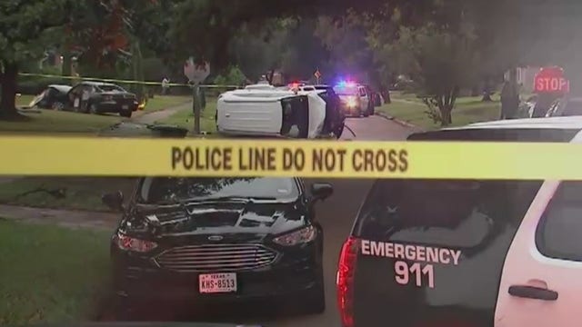 Elderly woman killed in crash involving teenage robbery suspects in SW Houston: HPD