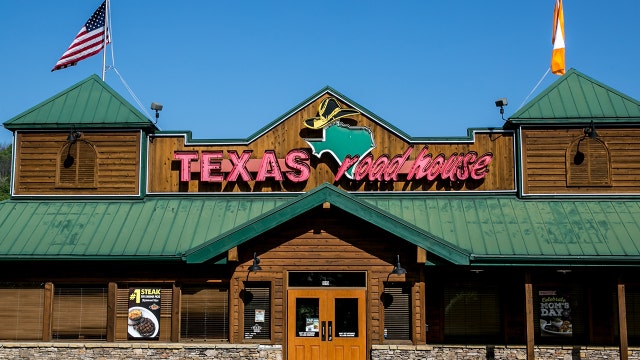 Texas Roadhouse offering free lunch to veterans, active duty military on Veteran's Day