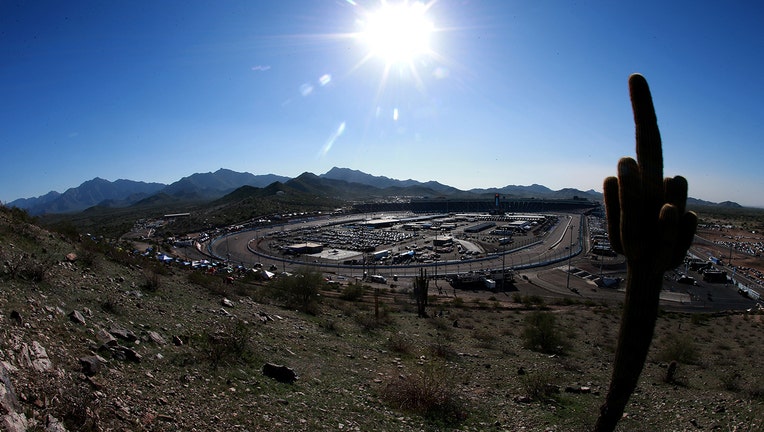 Getty-ISM-Raceway-Phoenix.jpg