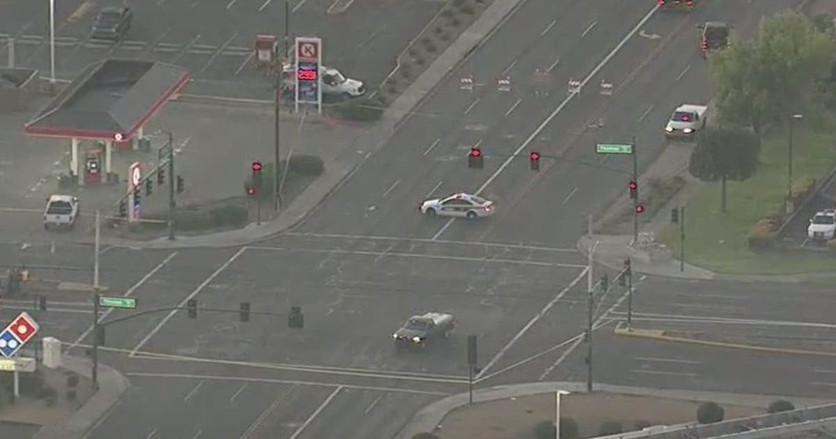 Woman dies after being hit by truck in west Phoenix | FOX 10 Phoenix