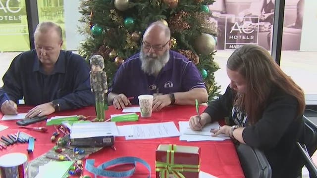 APS employees give back on 'Giving Tuesday' by helping 6 Valley non-profits