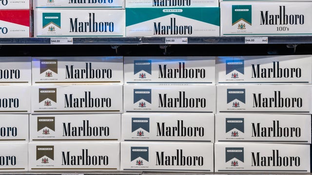 Age limit now 21 across US for cigarettes, tobacco products