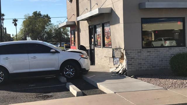 Mesa PD: Suspected drunk driver crashes into Burger King