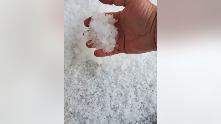 Hail near State Route 51 and Union Hills