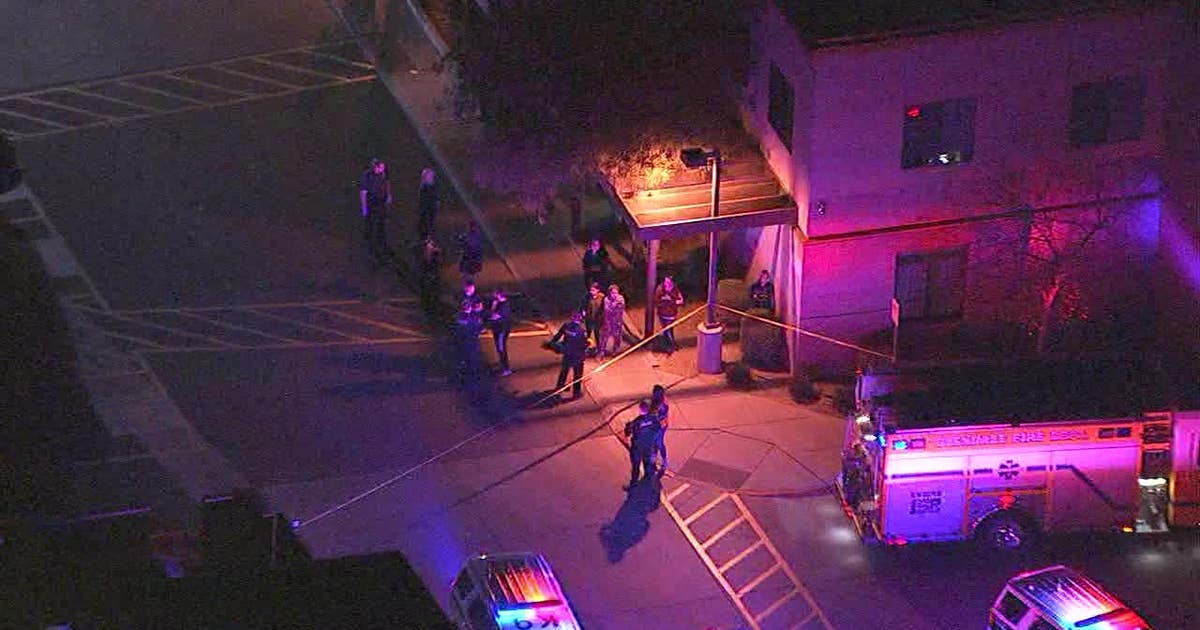 Police: 5 shot, 1 dead in two unrelated shootings in Glendale | FOX 10 ...