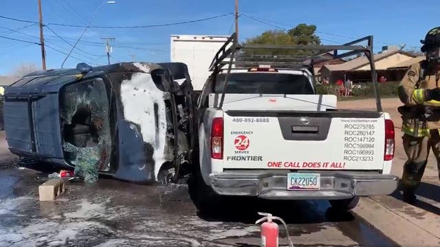 FD: 1 hurt after being pulled from burning car in Mesa crash