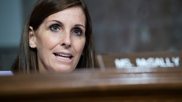 US Sen. McSally of Arizona calls CNN reporter 'liberal hack'