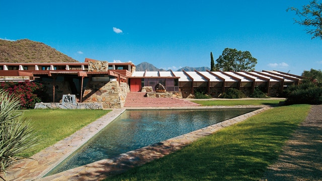 Architecture school started by Frank Lloyd Wright to close