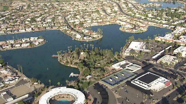 Fire officials: Body Found in Sun City lake