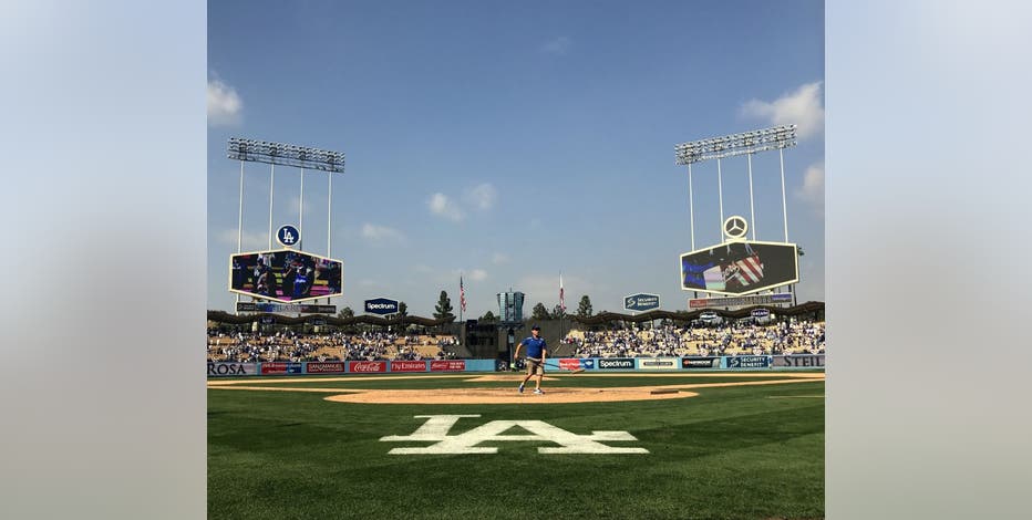 Los Angeles councilmen to request MLB award World Series titles to