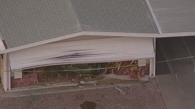 FD: Driver killed after car crashes into Mesa home