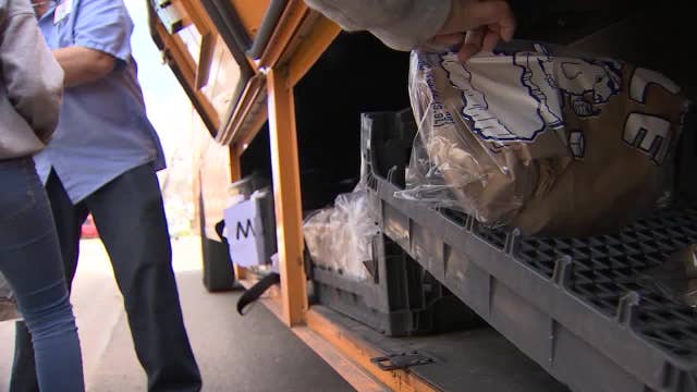 Phoenix elementary school making food deliveries to students amid coronavirus pandemic