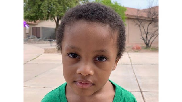 Gilbert police locate family of child found wandering alone