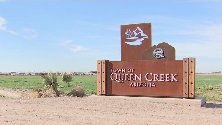 Town of Queen Creek sign